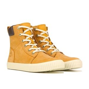 Timberland Women’s Skyla Bay Sneaker Boot